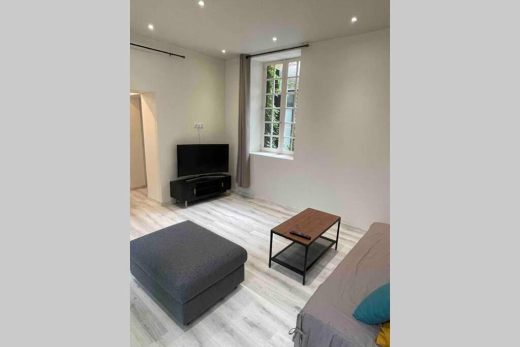 « Au 33 » Appartement Charleville-Mézières Buitenkant foto